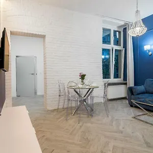 https://rentplanet-apartamenty-szewska-wroclaw.hotelswroclaw.com